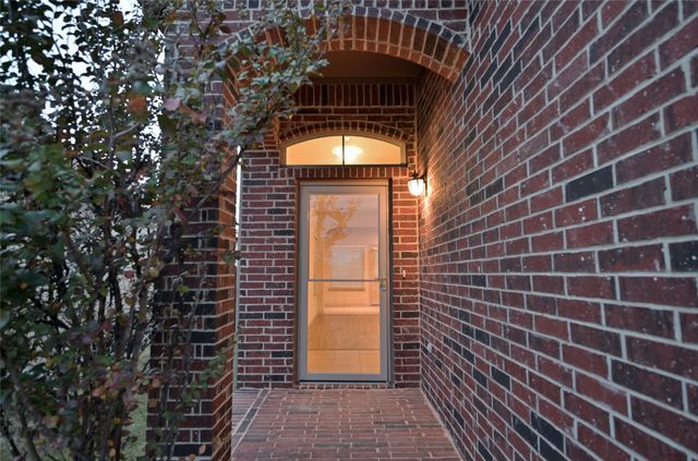 5921 Comanche Peak Drive, Fort Worth, TX 76179