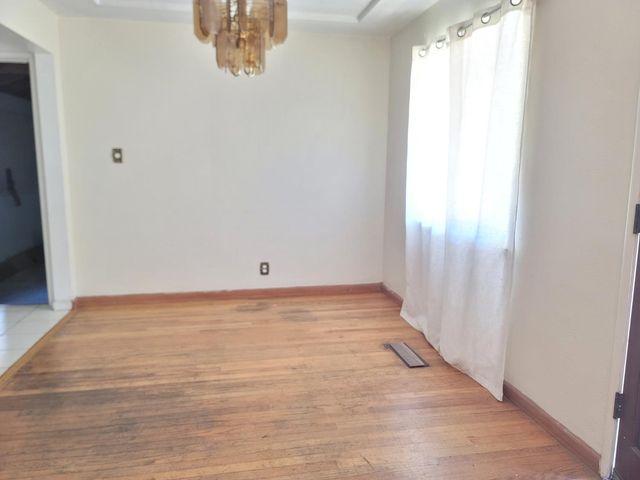 4205 Sierra Vista Ave, Sacramento, CA 95820