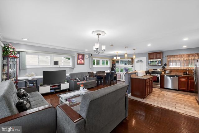 5909 CHARNWOOD RD, Catonsville, MD 21228