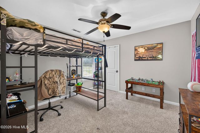 89 Over Street, Burgaw, NC 28425