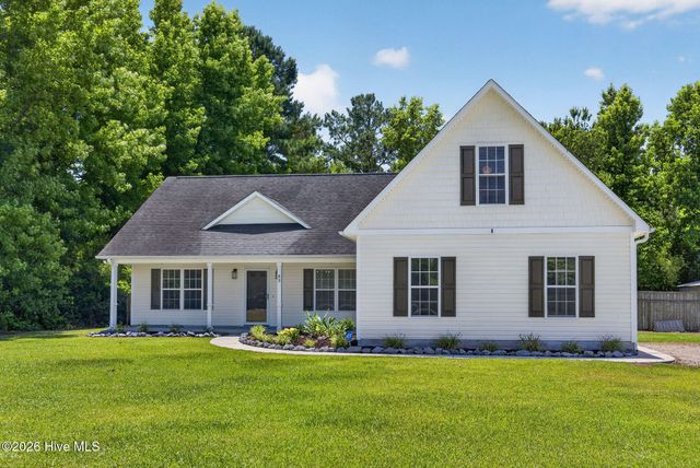 89 Over Street, Burgaw, NC 28425