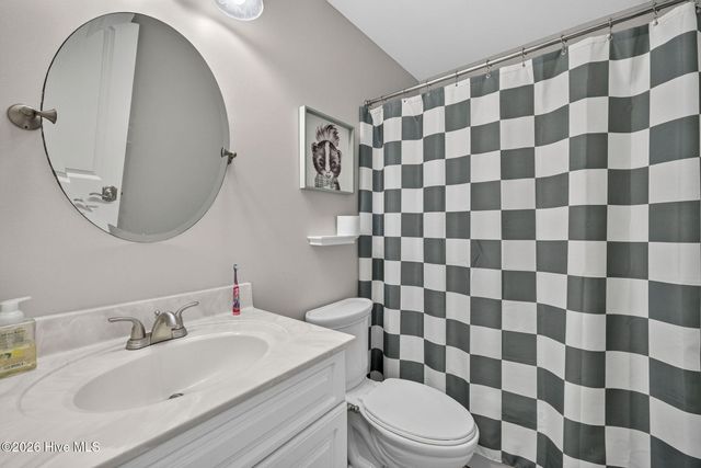 89 Over Street, Burgaw, NC 28425
