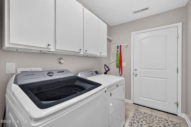 89 Over Street, Burgaw, NC 28425