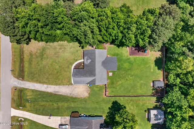 89 Over Street, Burgaw, NC 28425