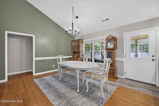 89 Over Street, Burgaw, NC 28425