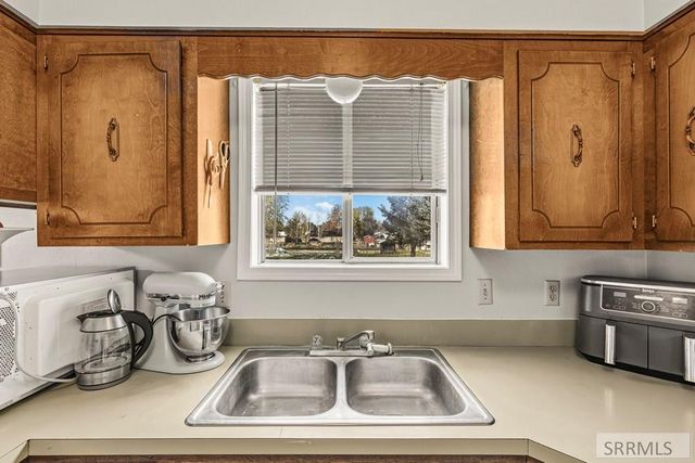 6559 N Albert Lane, Idaho Falls, ID 83401