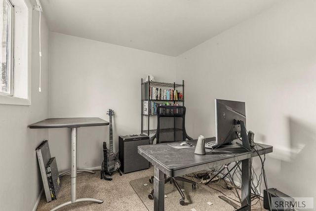 6559 N Albert Lane, Idaho Falls, ID 83401