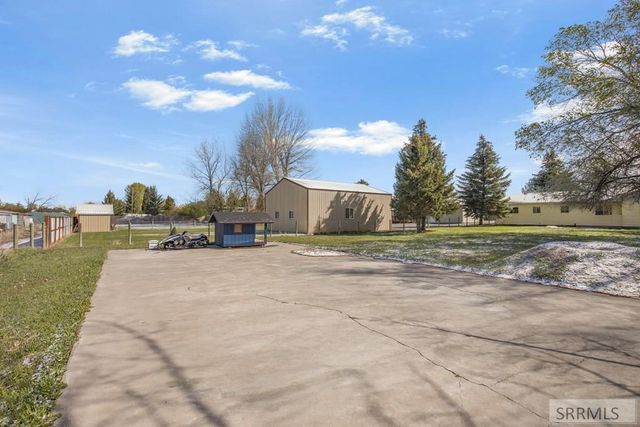 6559 N Albert Lane, Idaho Falls, ID 83401