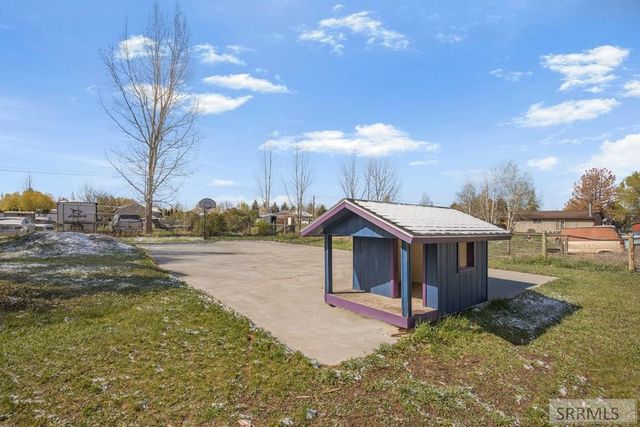 6559 N Albert Lane, Idaho Falls, ID 83401