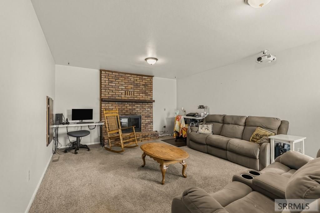 Image 19 of property listing at 6559 N Albert Lane, Idaho Falls, ID 83401