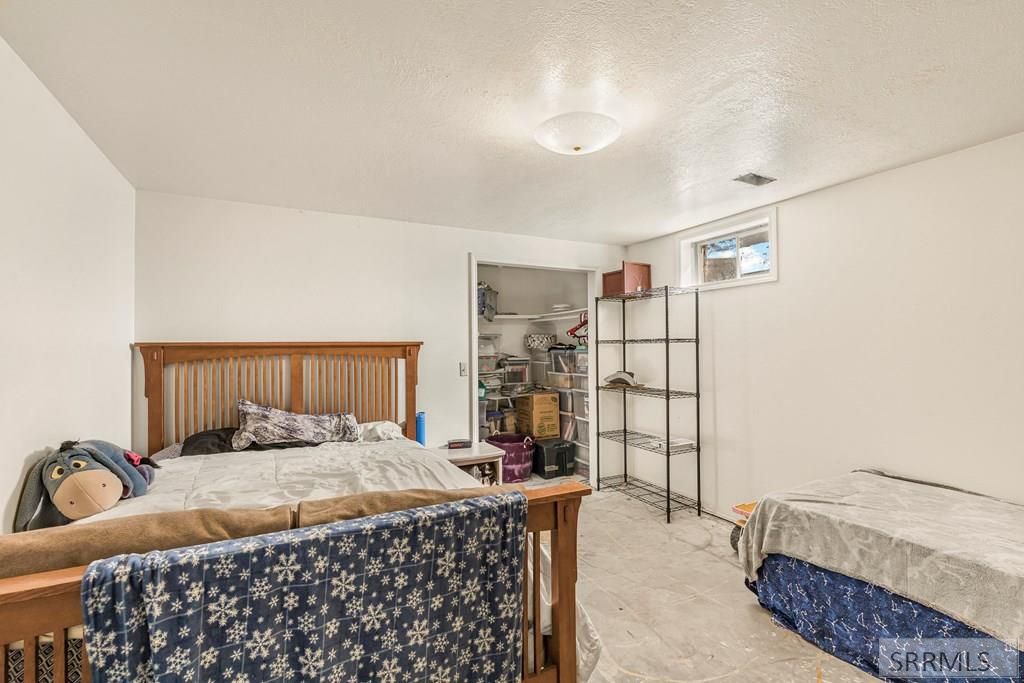Image 40 of property listing at 6559 N Albert Lane, Idaho Falls, ID 83401