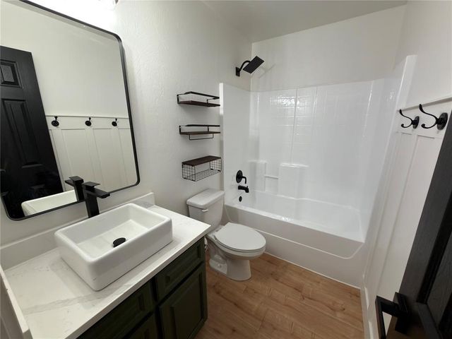 5705 Marblewood Drive, Oklahoma City, OK 73179