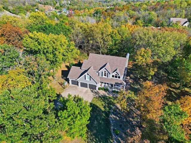 16516 149th Court, Bonner Springs, KS 66012