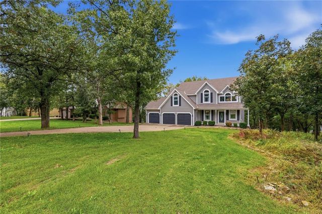 16516 149th Court, Bonner Springs, KS 66012