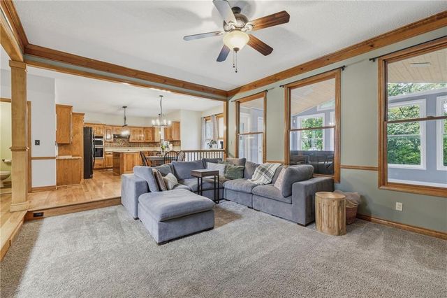 16516 149th Court, Bonner Springs, KS 66012