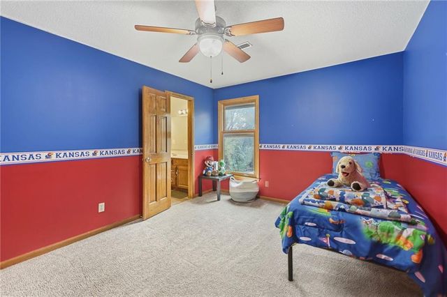 16516 149th Court, Bonner Springs, KS 66012