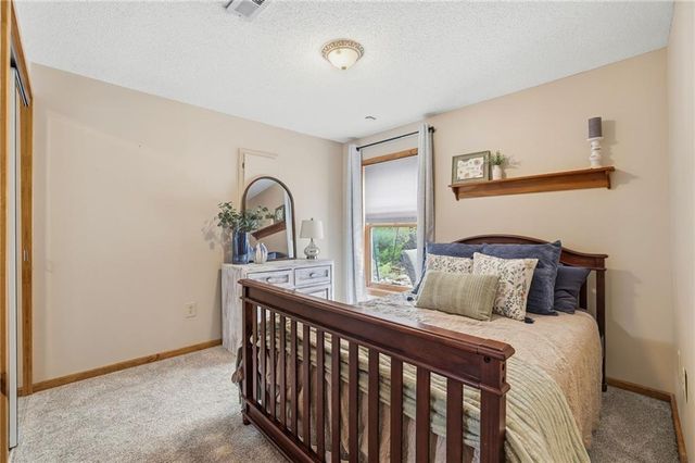 16516 149th Court, Bonner Springs, KS 66012