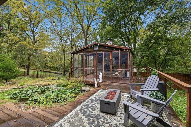 16516 149th Court, Bonner Springs, KS 66012