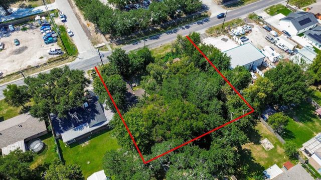 749 E Canino Road, Houston, TX 77037