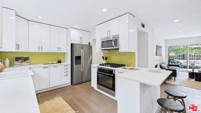 1520 Spruce Street 3, South Pasadena, CA 91030