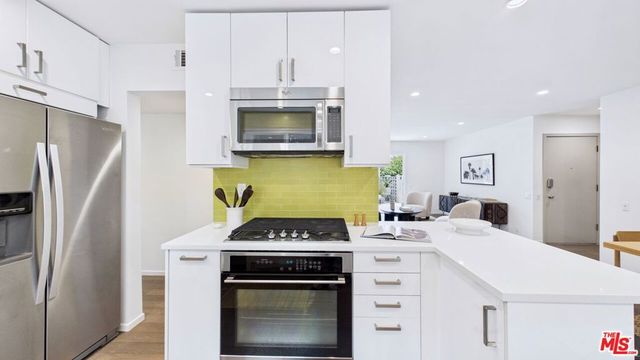 1520 Spruce Street 3, South Pasadena, CA 91030