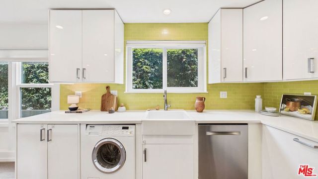 1520 Spruce Street 3, South Pasadena, CA 91030