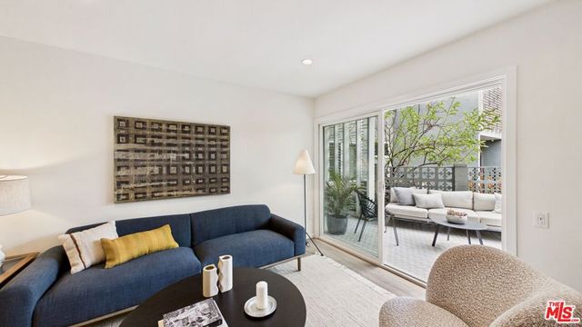 1520 Spruce Street 3, South Pasadena, CA 91030