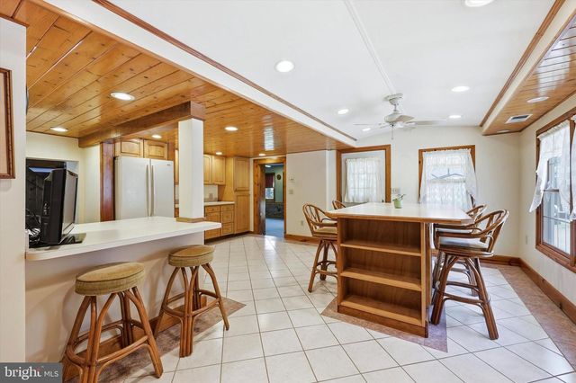 1437 BYBERRY RD, Huntingdon Valley, PA 19006