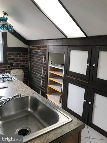 1437 BYBERRY RD, Huntingdon Valley, PA 19006