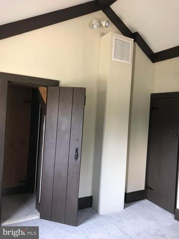 1437 BYBERRY RD, Huntingdon Valley, PA 19006