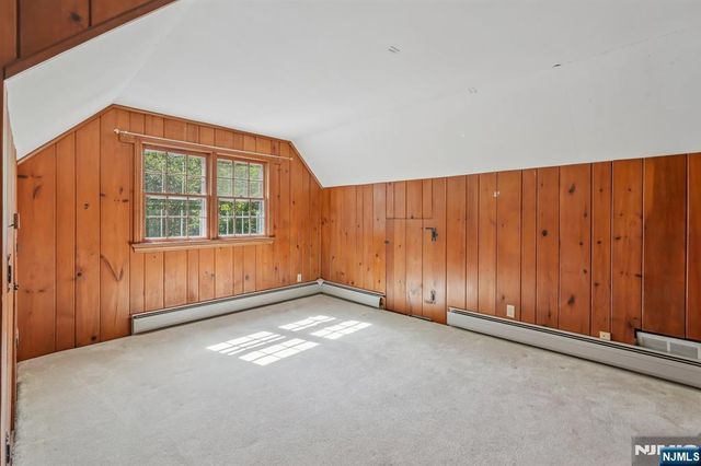 3 Orchard Road, Kinnelon Borough, NJ 07405