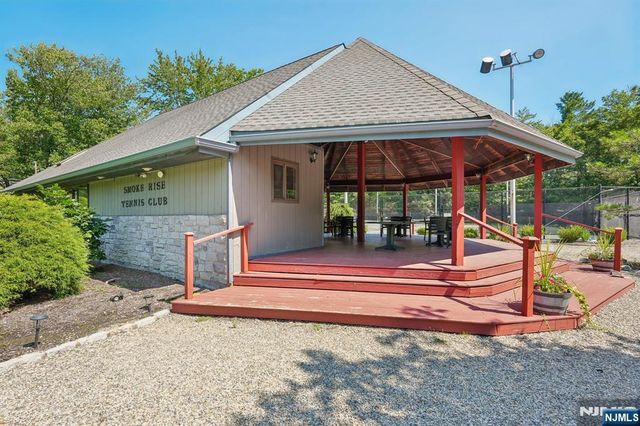 3 Orchard Road, Kinnelon Borough, NJ 07405