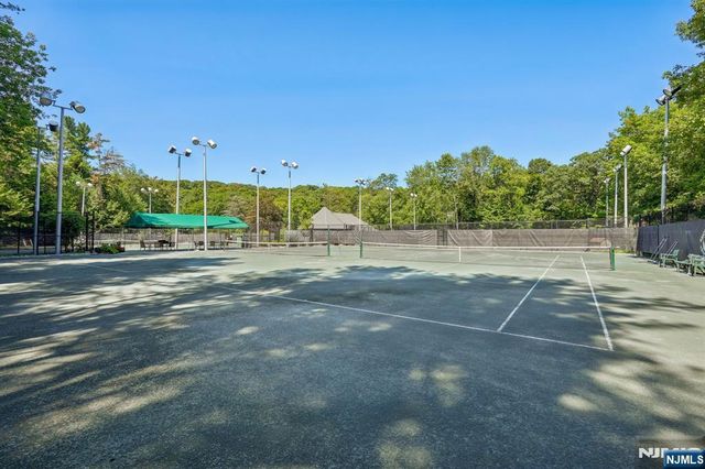 3 Orchard Road, Kinnelon Borough, NJ 07405