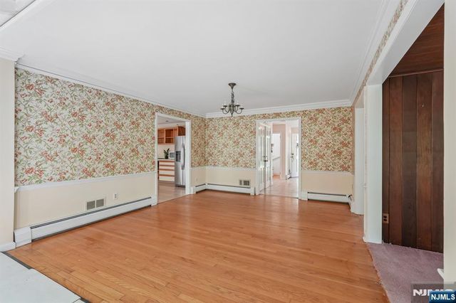 3 Orchard Road, Kinnelon Borough, NJ 07405