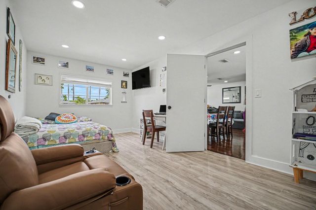 5226 Pomander Road, Houston, TX 77021
