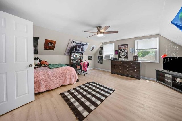 715 Mccool Road, Valparaiso, IN 46385