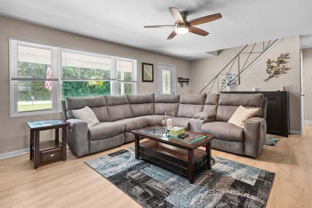 715 Mccool Road, Valparaiso, IN 46385