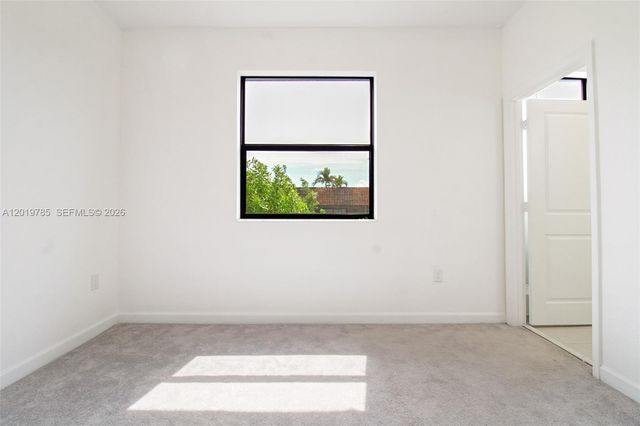 21035 NE 8th Avenue, Miami, FL 33179