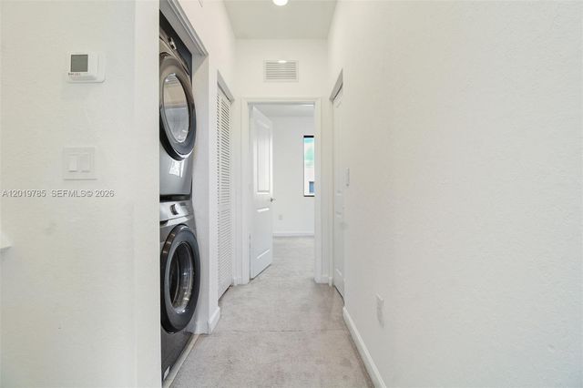 21035 NE 8th Avenue, Miami, FL 33179