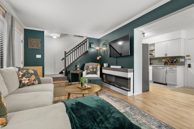 3519 Oak Tree Drive, Kalamazoo, MI 49048