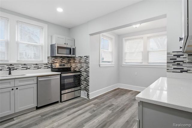 229 Eason Street, Highland Park, MI 48203