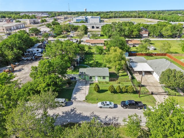 11405 S Blossom Circle, Balch Springs, TX 75180