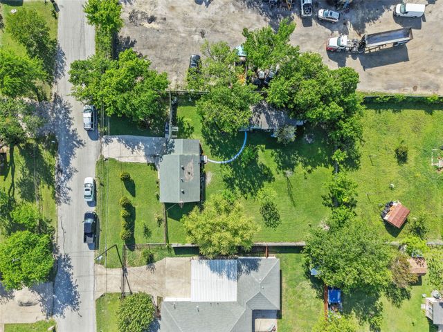 11405 S Blossom Circle, Balch Springs, TX 75180