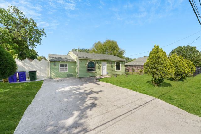 11405 S Blossom Circle, Balch Springs, TX 75180