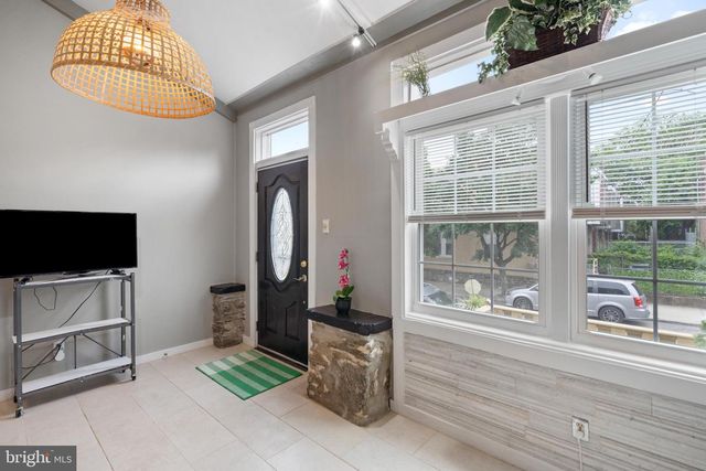 107 W SEYMOUR ST, Philadelphia, PA 19144