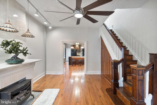 107 W SEYMOUR ST, Philadelphia, PA 19144