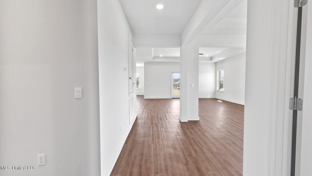 202 Saratoga Springs Avenue, Clinton, MS 39056