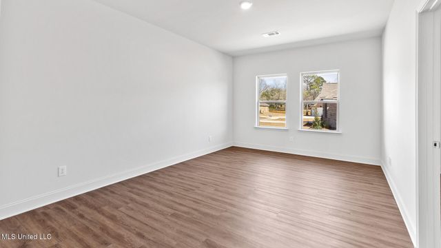 202 Saratoga Springs Avenue, Clinton, MS 39056