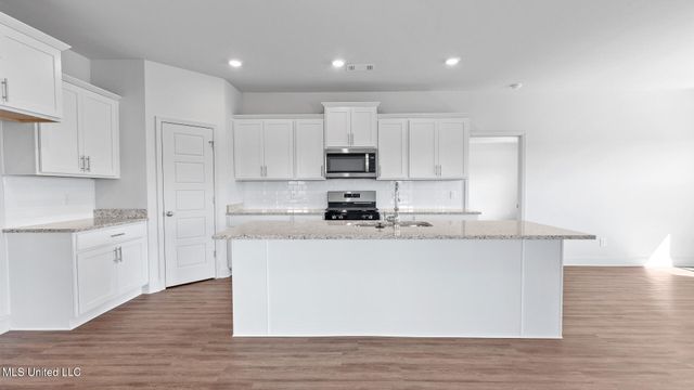 202 Saratoga Springs Avenue, Clinton, MS 39056