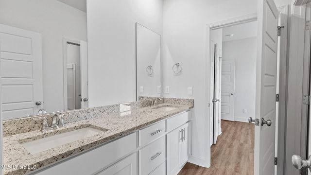 202 Saratoga Springs Avenue, Clinton, MS 39056